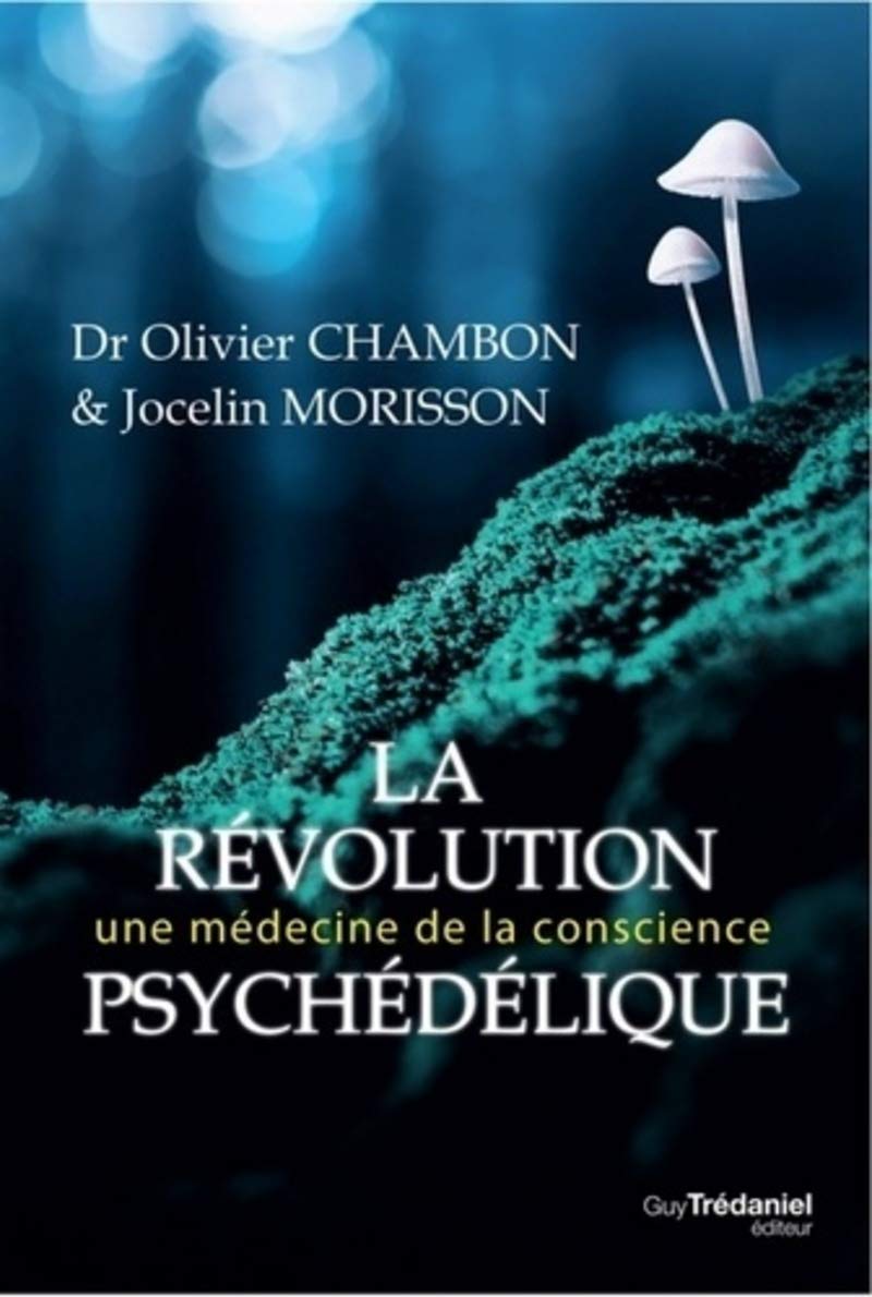 <p>Les substances psychédéliques, comme la psilocybine, la mescaline, l’ayahuasca, l’iboga, la kétamine, la MDMA et le LSD, montrent un potentiel thérapeutique prometteur pour traiter la dépression, l’anxiété, l’addiction et le stress post-traumatique. Quelques séances suffisent parfois à obtenir des résultats là où les traitements classiques échouent souvent.</p><p>Supervisé par le Dr Olivier Chambon et le journaliste scientifique Jocelin Morisson, ce livre explore cette révolution. Aux États-Unis, la recherche sur ces substances renaît, influençant la France qui commence ses propres expérimentations. Les experts révèlent comment ces substances permettent de se reconnecter à soi-même et au monde, ouvrant des perspectives nouvelles sur la conscience, l’écologie et le changement sociétal. Une lecture essentielle pour découvrir l’avenir des thérapies psychédéliques.</p>
